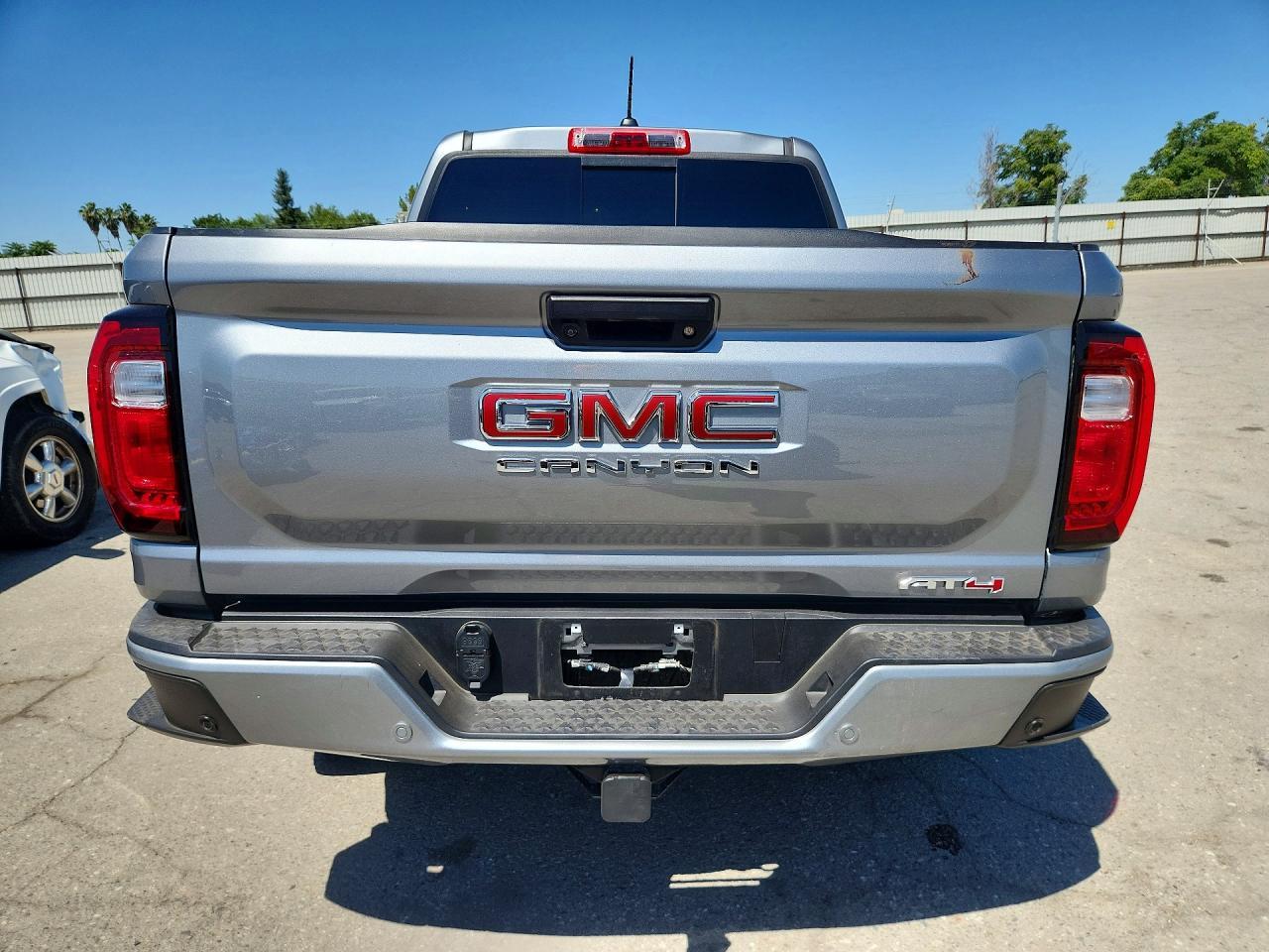 2026 GMC Canyon At4 - Image 6