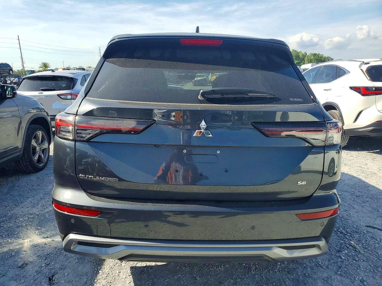 2025 Mitsubishi Outlander Se - Фото 6