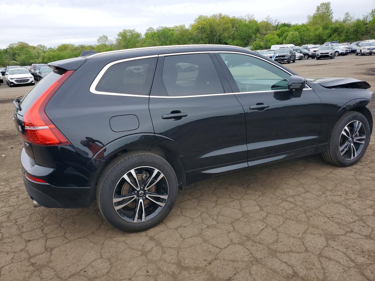 2021 Volvo Xc60 T5 Momentum - Image 3