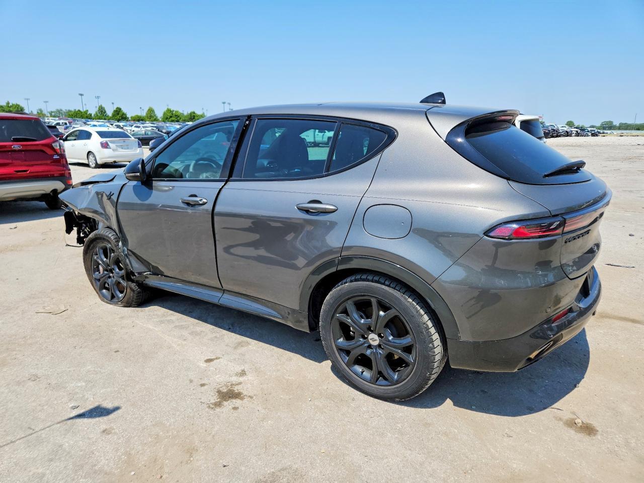 2024 Dodge Hornet R - Image 2