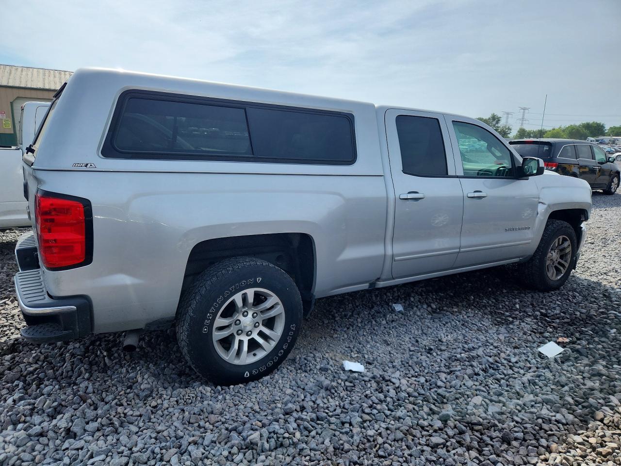 2017 Chevrolet Silverado C1500 Lt - Image 3