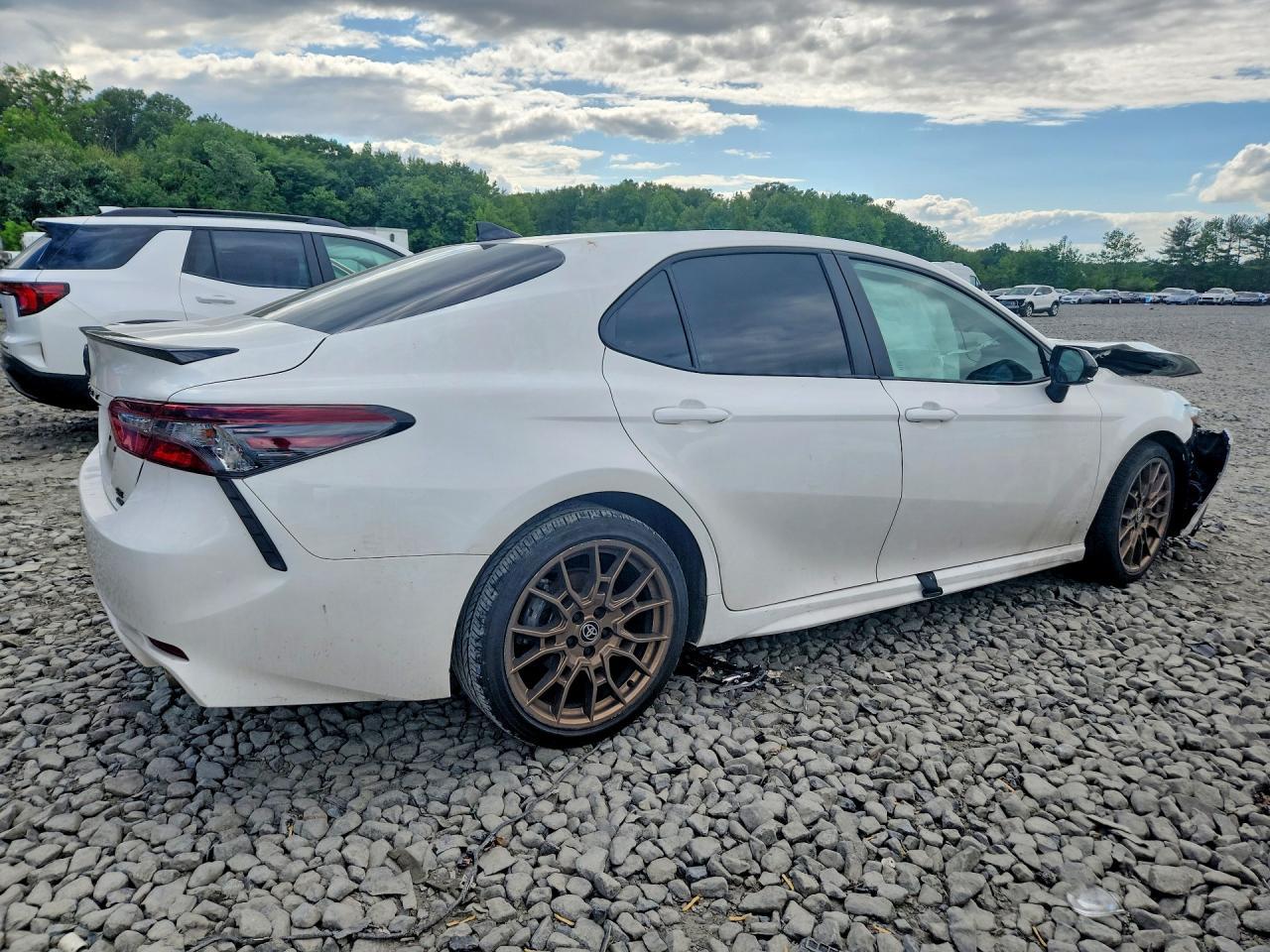 2024 Toyota Camry Se Nightshade - Фото 3