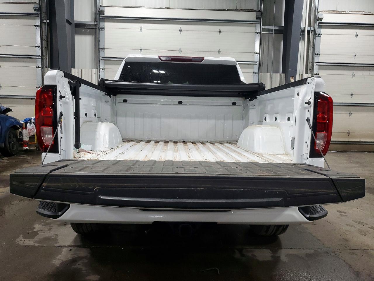 2022 GMC Sierra K1500 Elevation - Фото 6