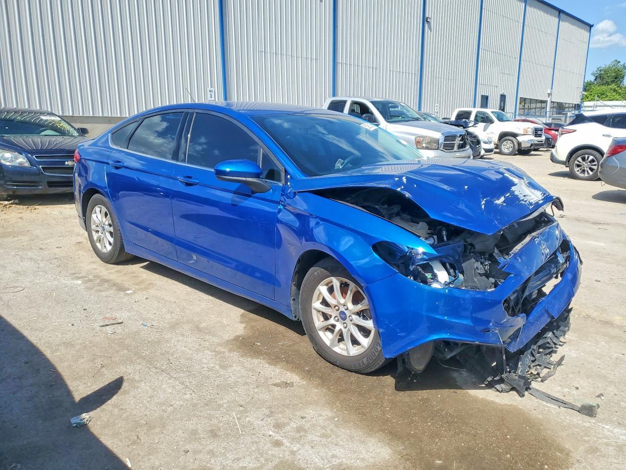 2017 Ford Fusion S - Image 4