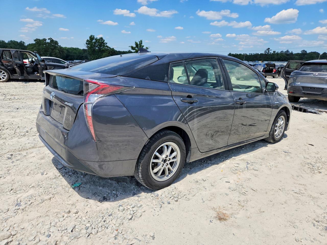 2017 Toyota Prius One - Фото 3