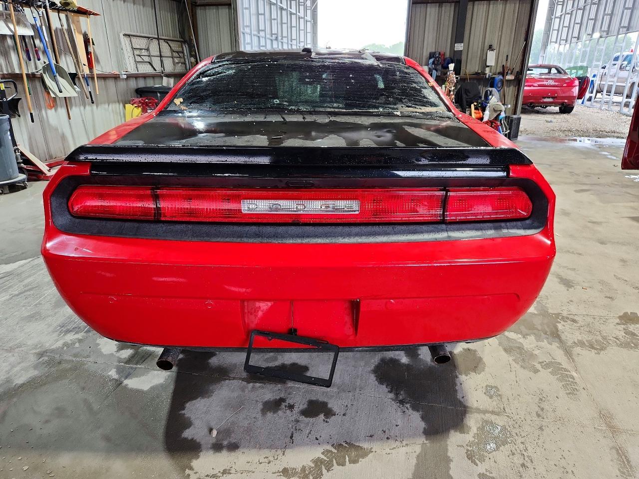 2013 Dodge Challenger R - Image 6
