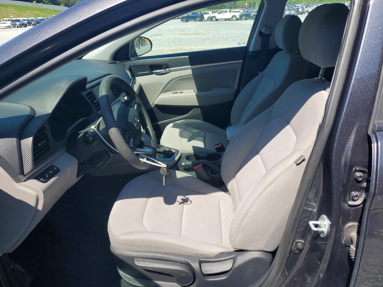 2020 Hyundai Elantra Sel - Фото 7