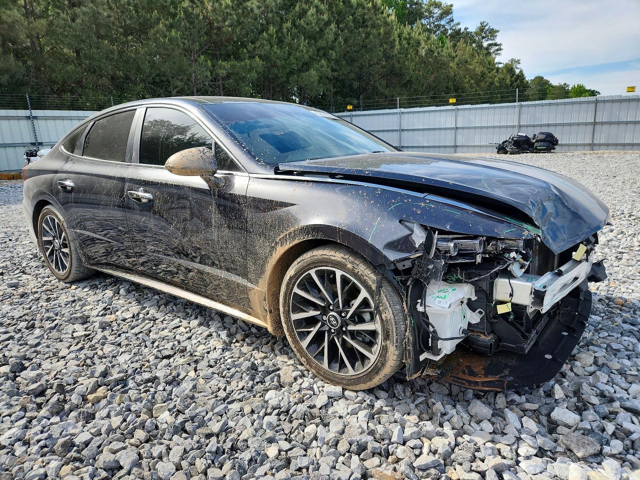 2021 Hyundai Sonata Limited - Image 4