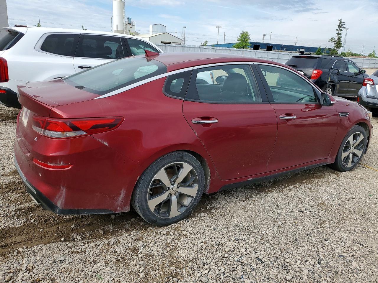 2019 Kia Optima S - Фото 3
