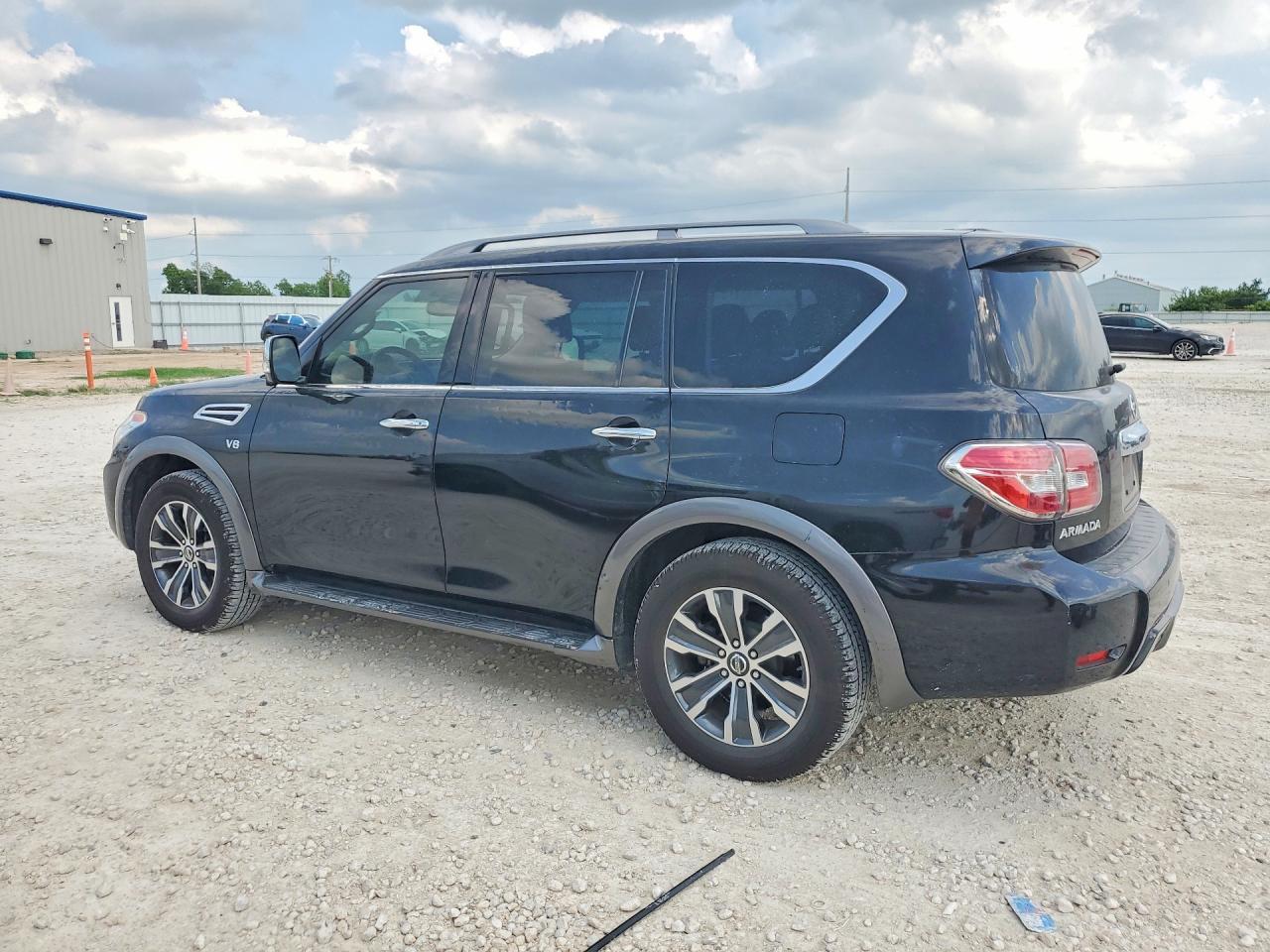 2019 Nissan Armada Sl - Image 2
