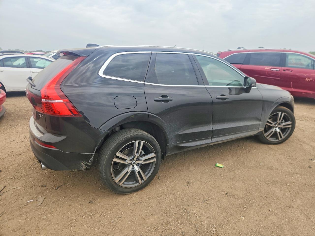 2021 Volvo Xc60 T5 Momentum - Фото 3