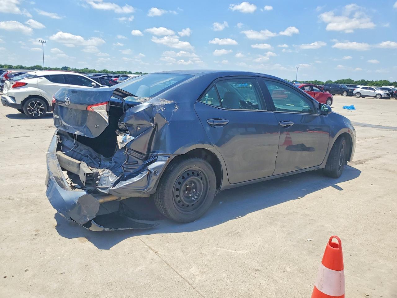 2016 Toyota Corolla Le - Фото 3