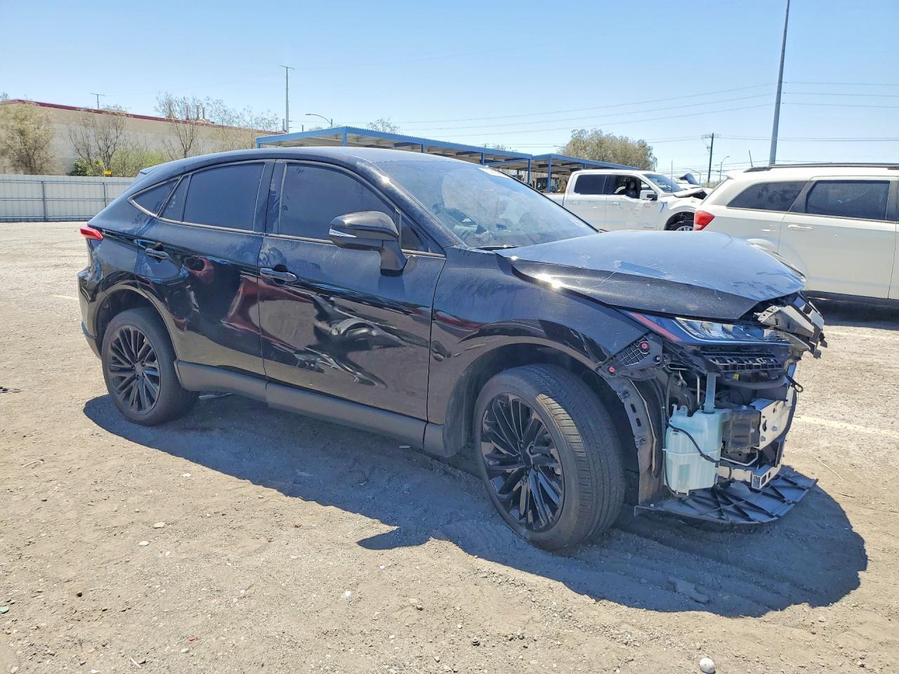 2021 Toyota Venza Le - Фото 4