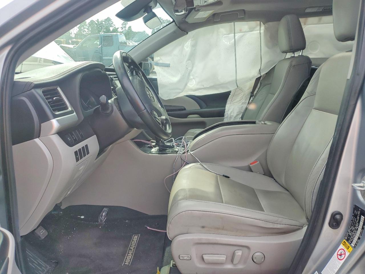 2019 Toyota Highlander Xle - Image 7