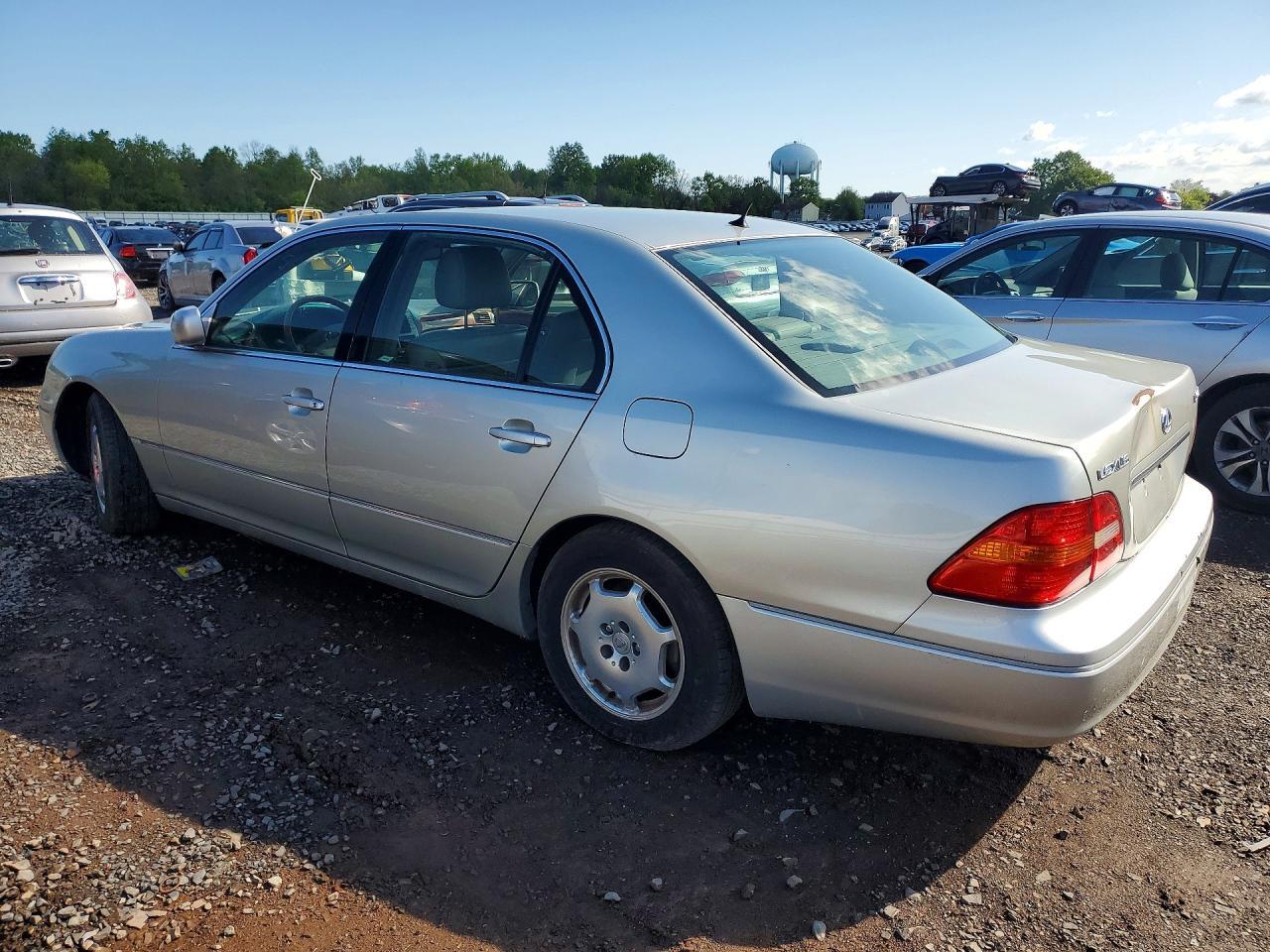 2002 Lexus Ls 430 - Image 2
