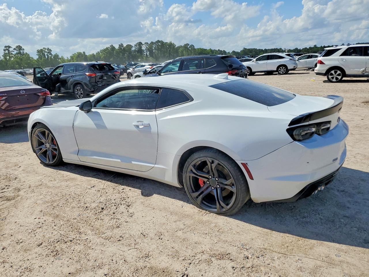 2019 Chevrolet Camaro Ss - Фото 2