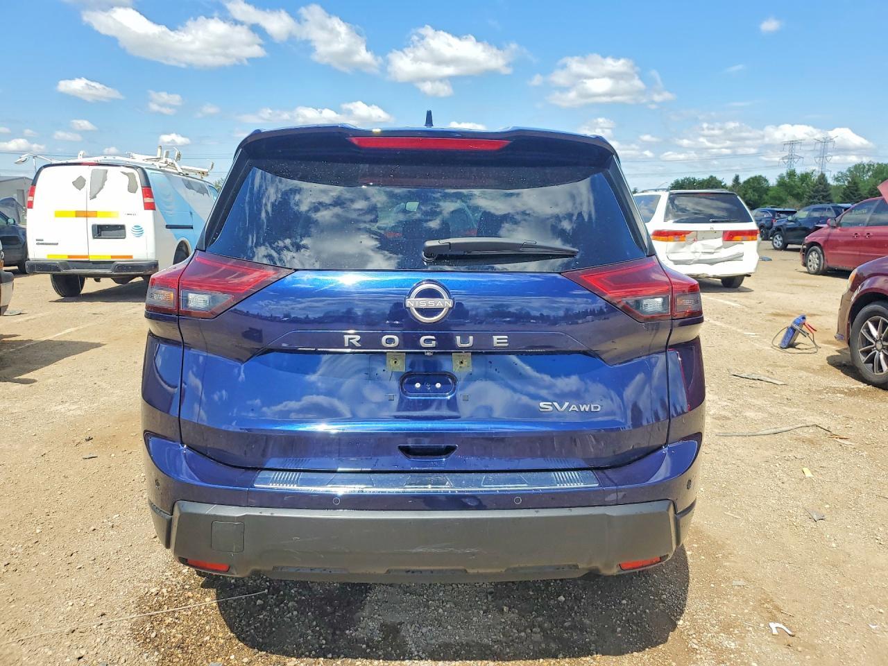 2024 Nissan Rogue Sv - Фото 6