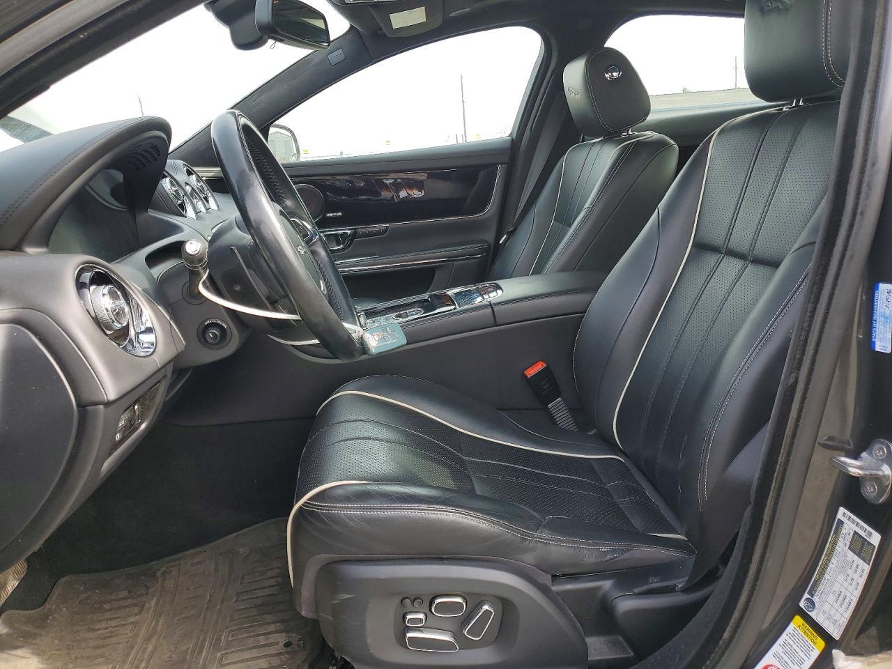 2015 Jaguar Xj - Image 7