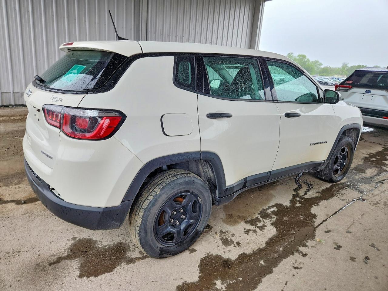 2020 Jeep Compass Sport - Фото 3