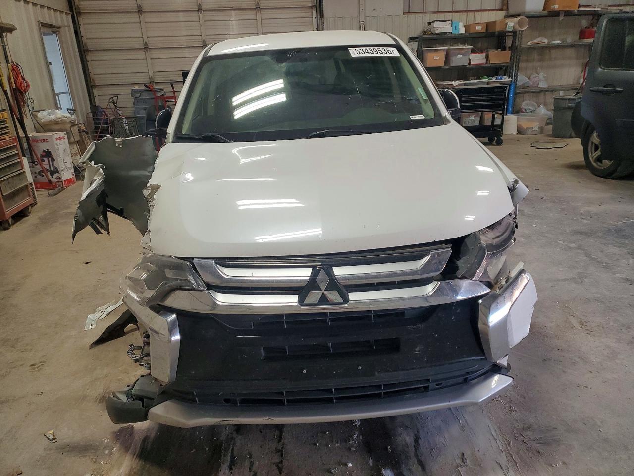 2018 Mitsubishi Outlander Se - Фото 5