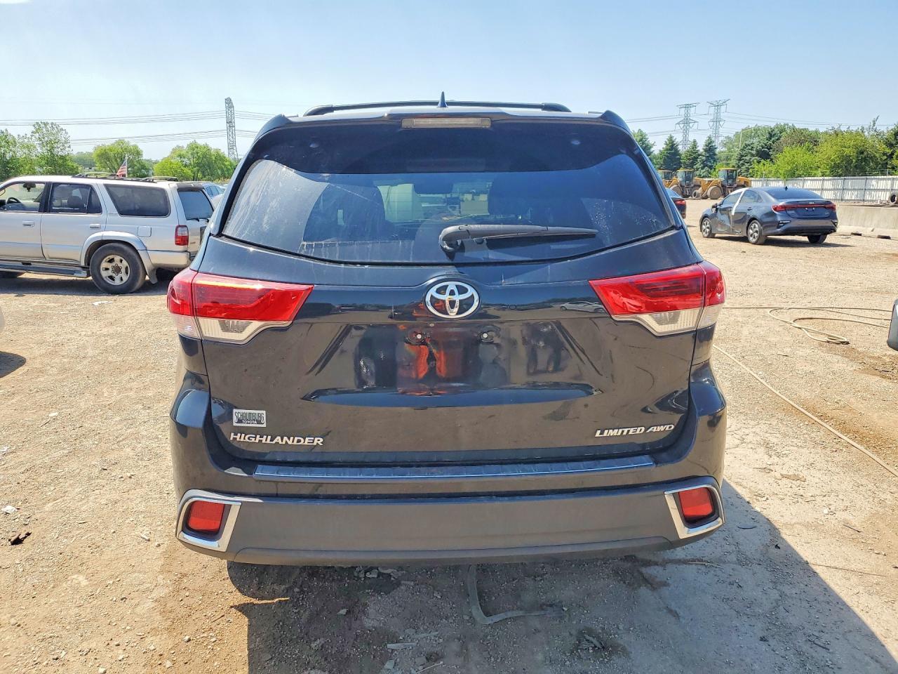 2019 Toyota Highlander Limited - Фото 6