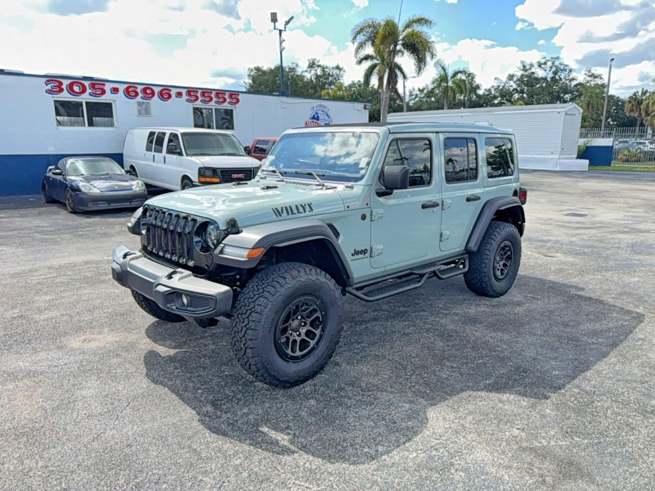 2023 Jeep Wrangler Sport - Фото 2