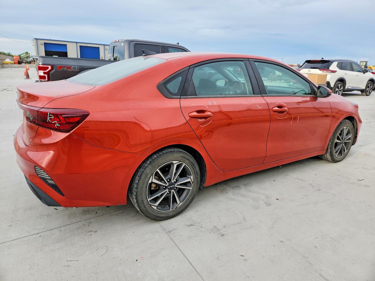 2022 Kia Forte - Фото 3