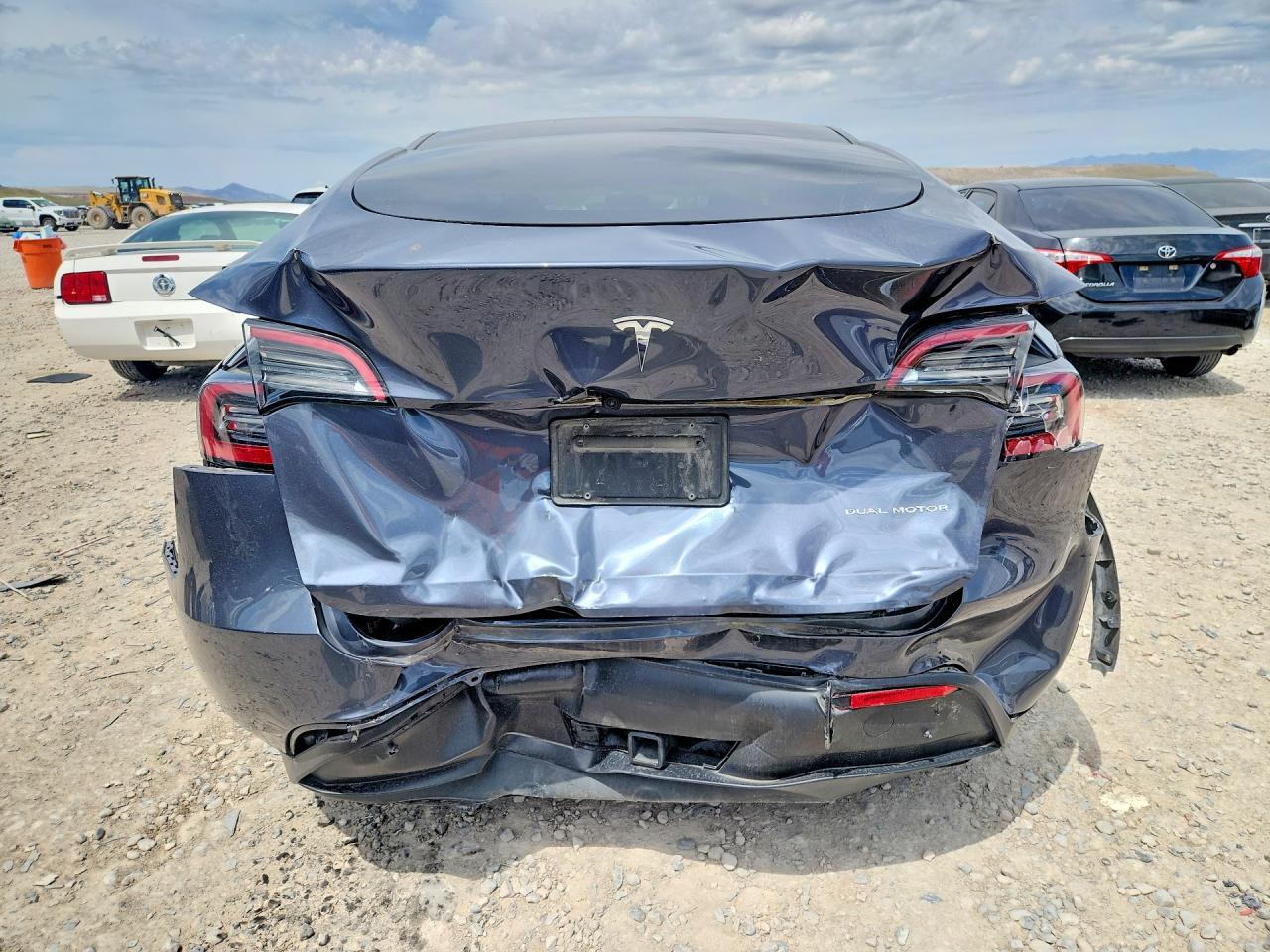 2023 Tesla Model Y - Image 6