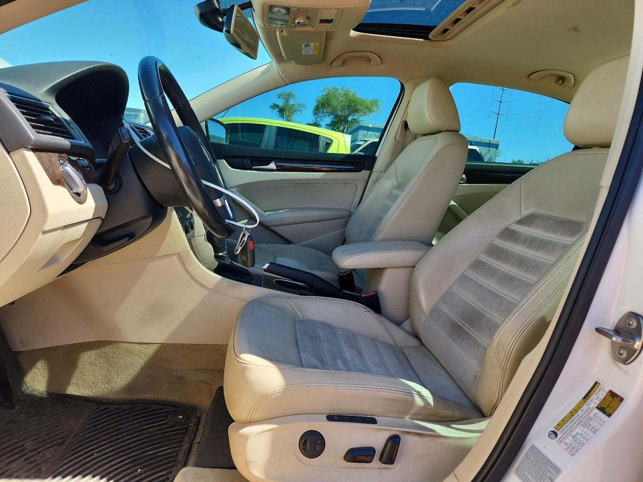 2015 Volkswagen Passat Sel - Image 7
