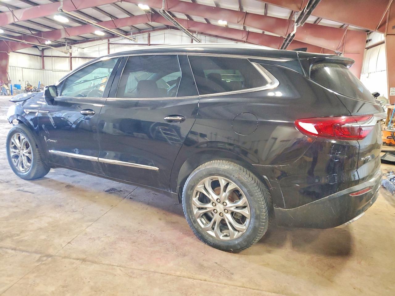 2018 Buick Enclave Avenir - Image 2