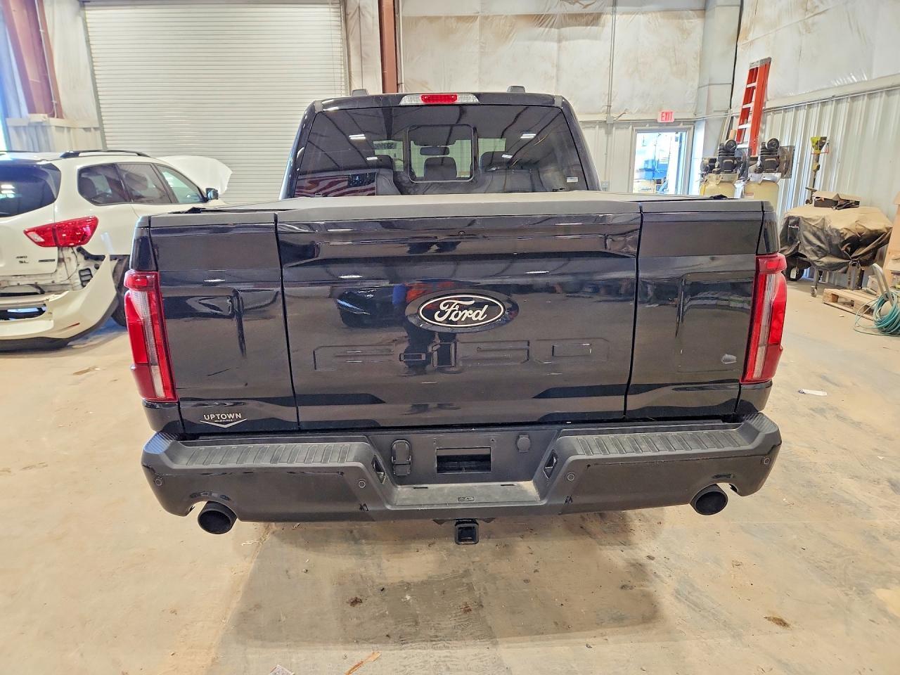 2025 Ford F150 Lariat - Фото 6