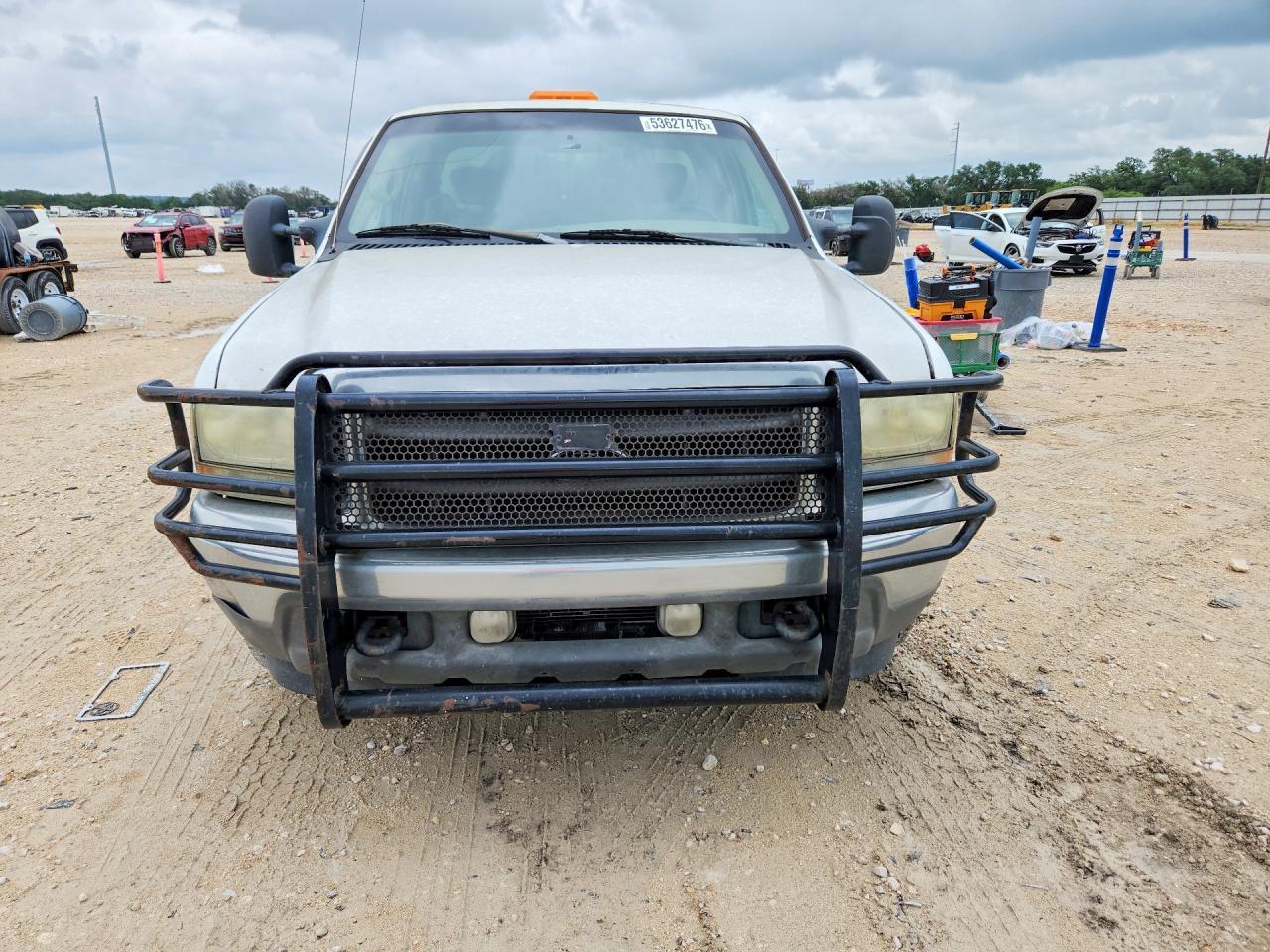 2001 Ford F250 Super - Delivery Truck - Image 5