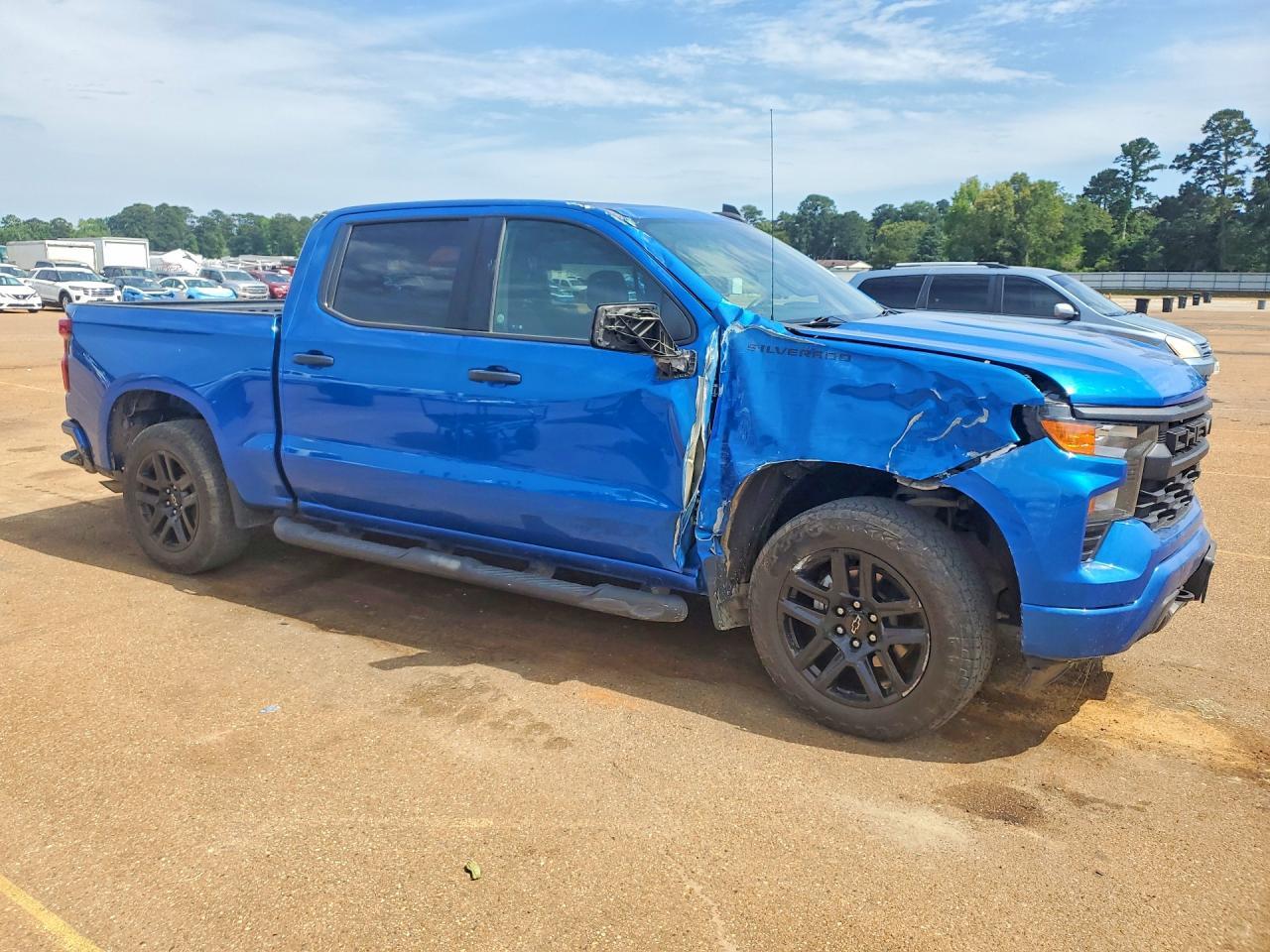 2023 Chevrolet Silverado K1500 Custom - Image 4
