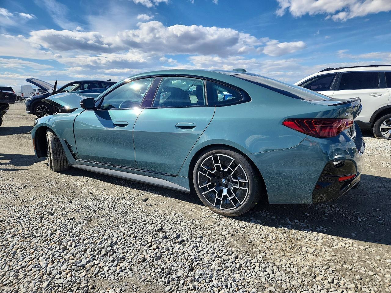 2025 BMW I4 xDrive 40 - Фото 2