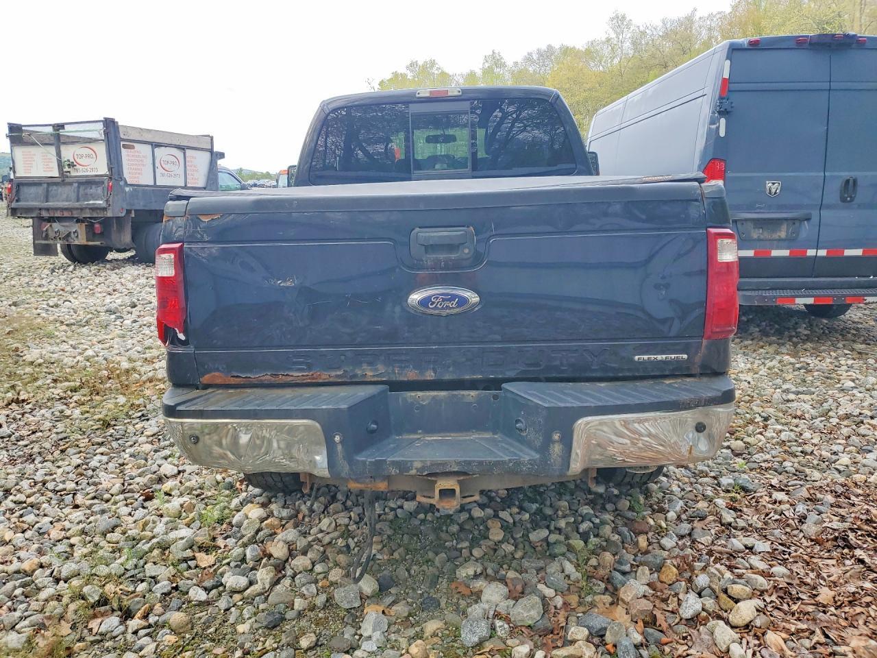 2015 Ford F350 Super Duty - Фото 6