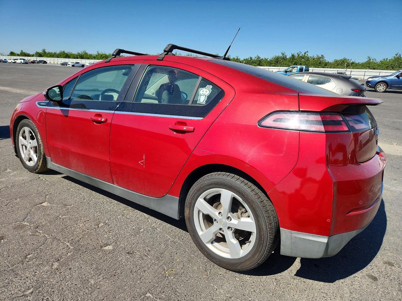 2013 Chevrolet Volt - Image 2