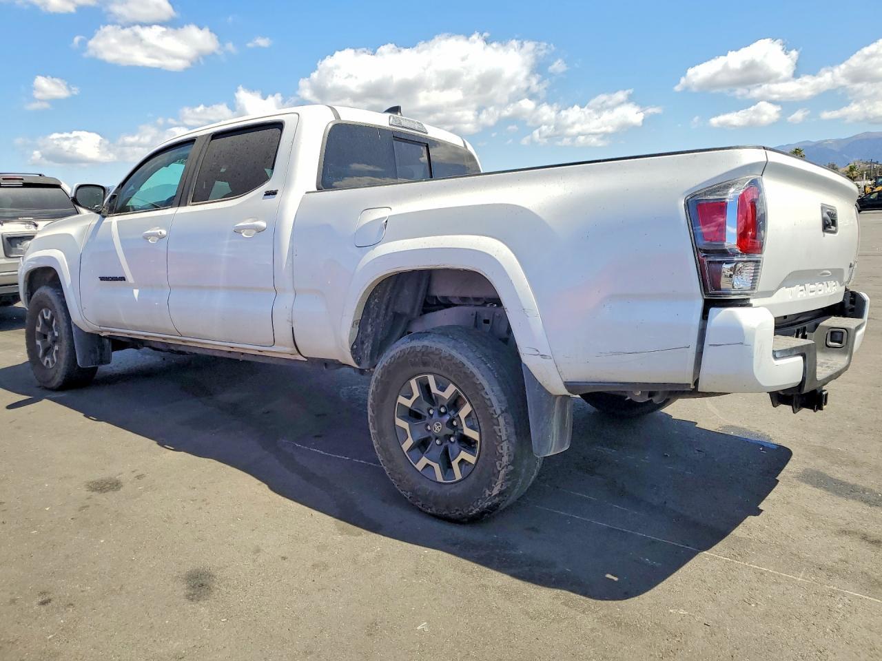 2022 Toyota Tacoma Sr5 V6 - Фото 2