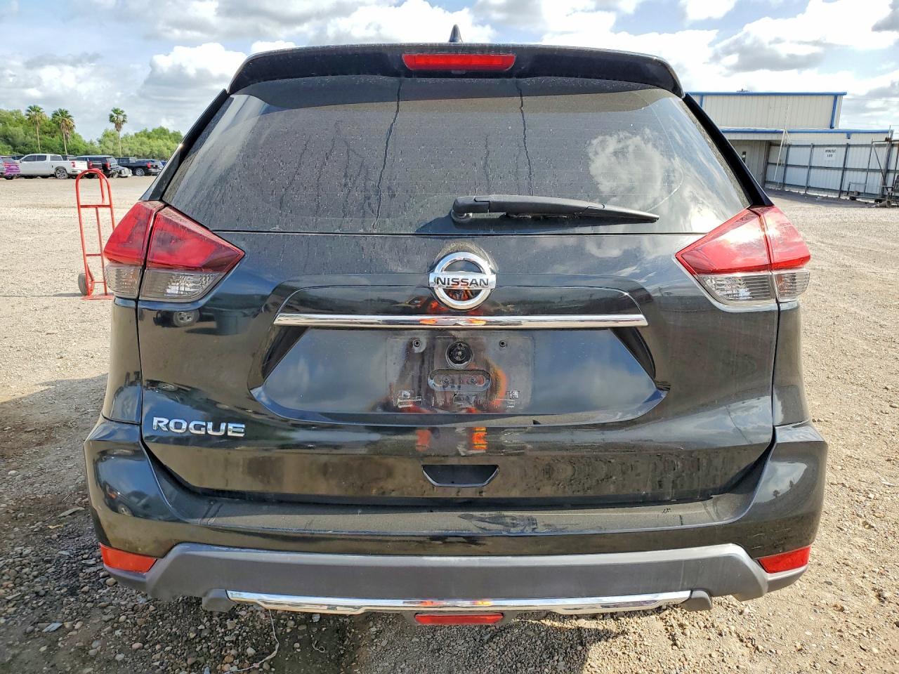 2020 Nissan Rogue S - Фото 6