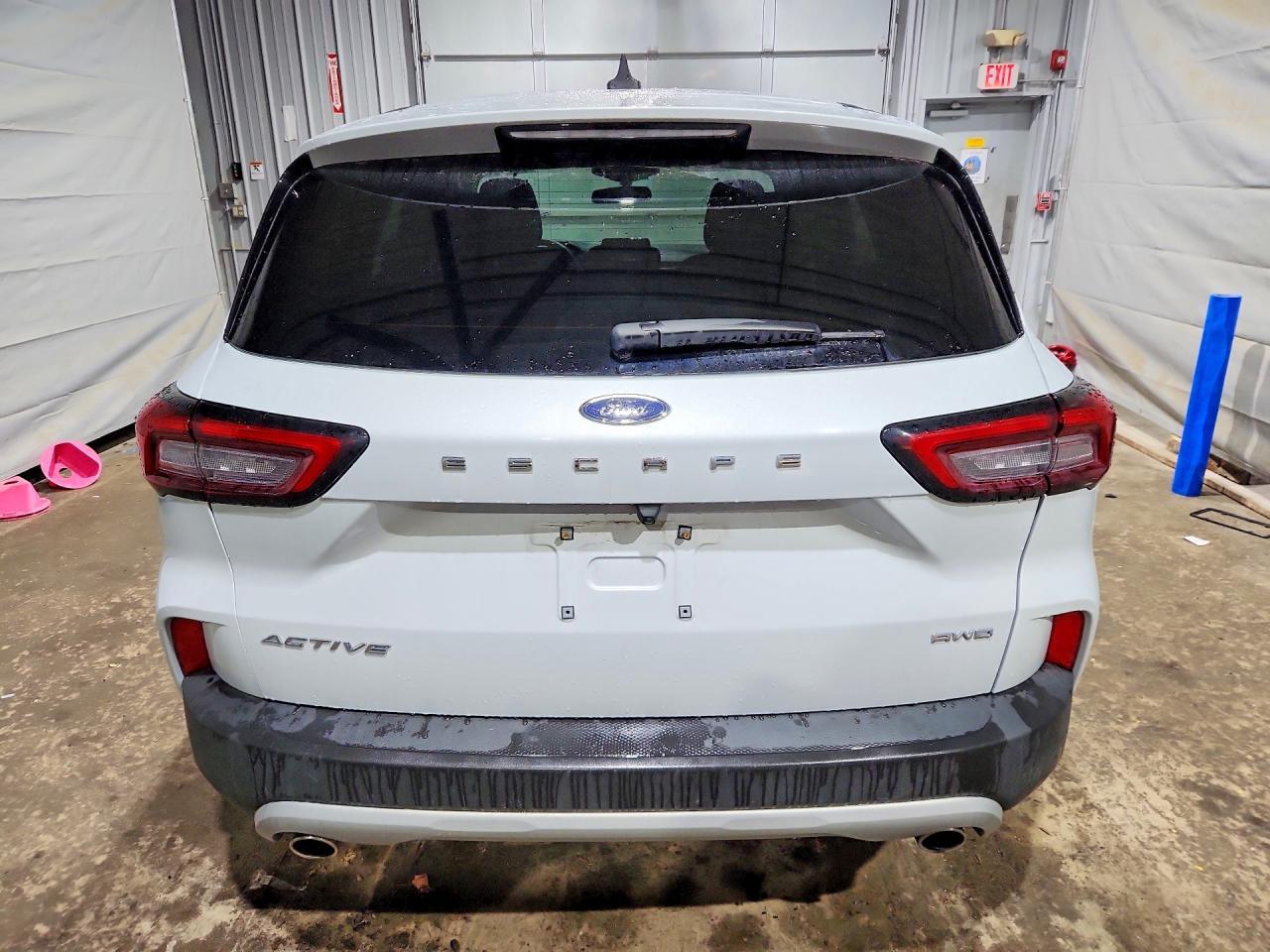 2025 Ford Escape Active - Image 6
