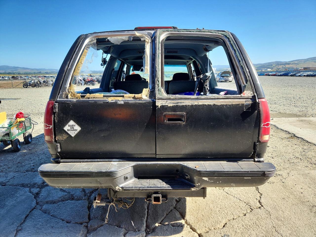 1994 Chevrolet Suburban C1500 - Фото 6