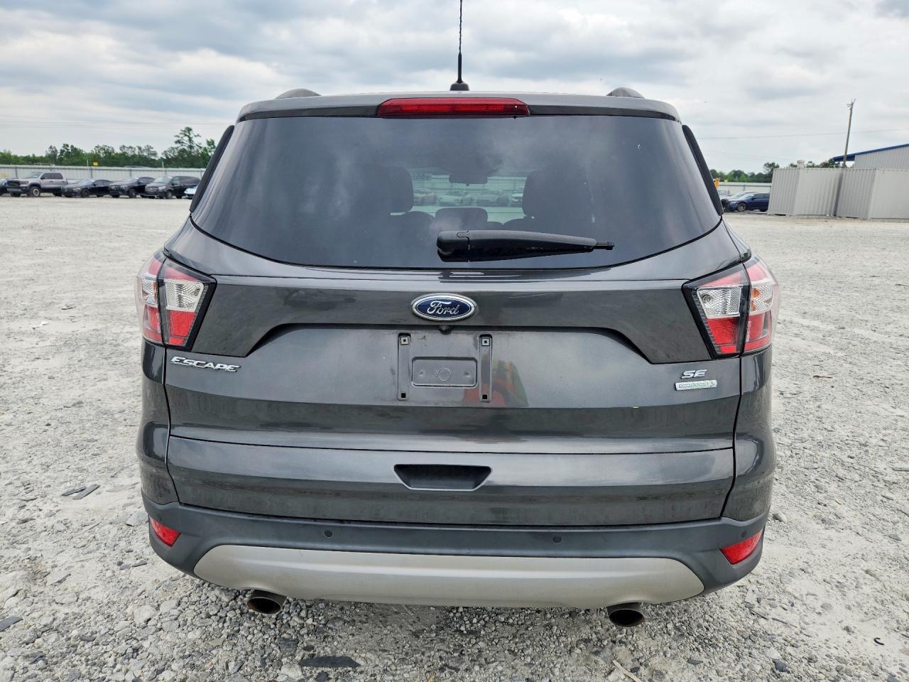 2018 Ford Escape Se - Фото 6