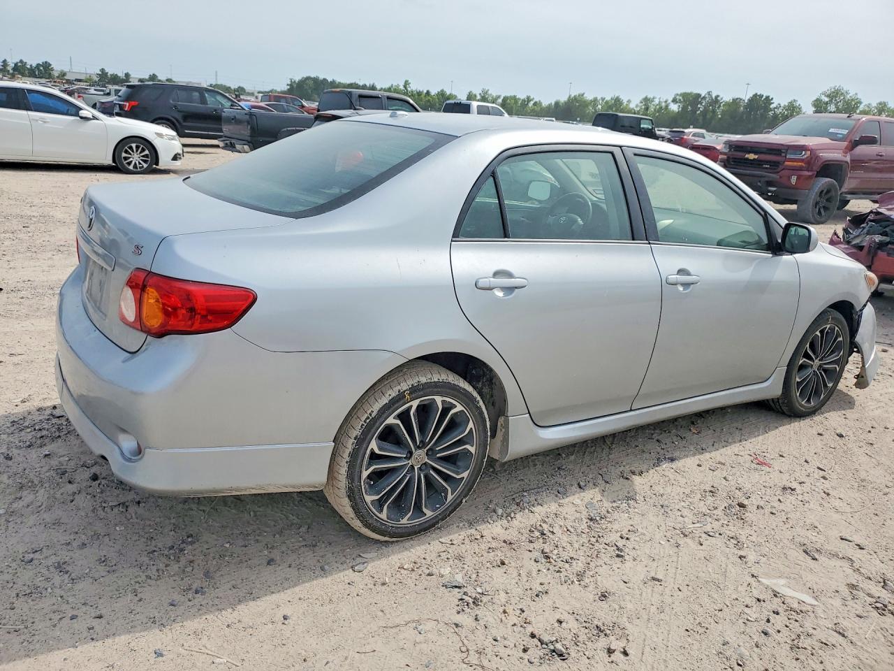 2009 Toyota Corolla S - Image 3