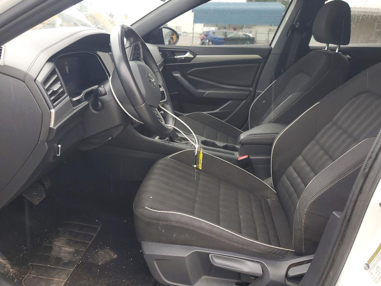 2022 Volkswagen Jetta Sport - Фото 7