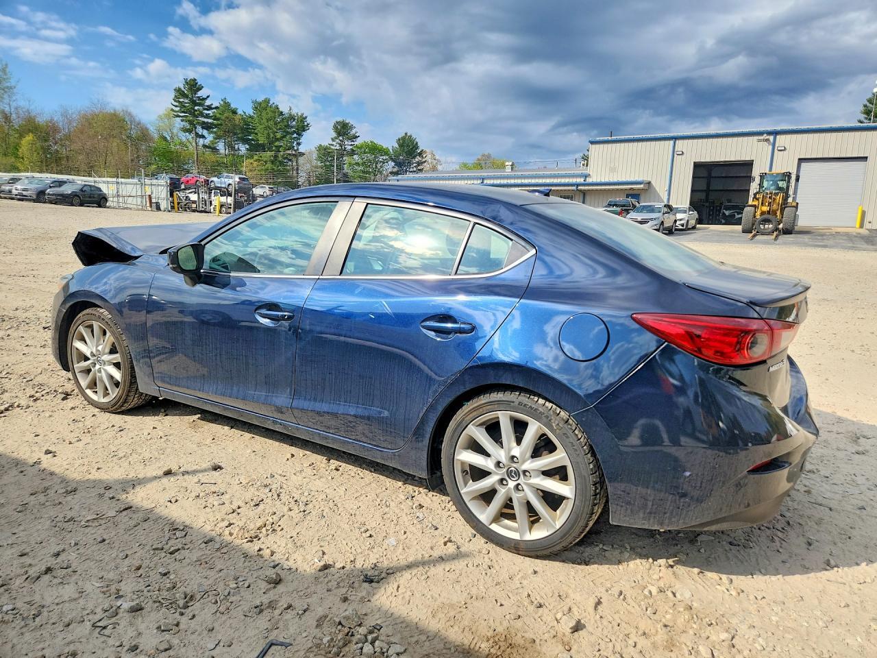 2017 Mazda 3 Touring - Image 2