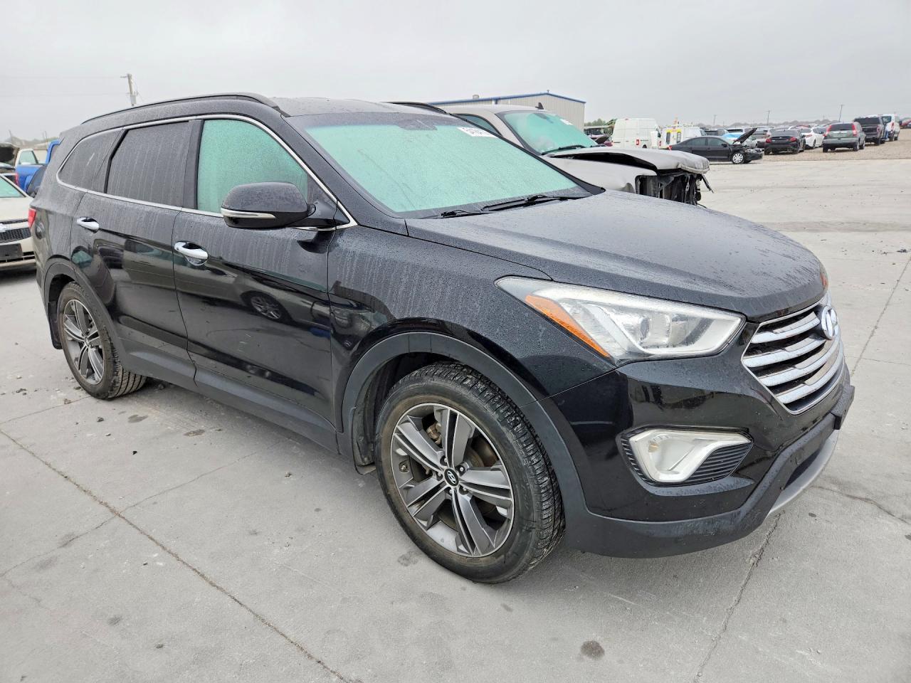 2014 Hyundai Santa Fe Gls - Image 4