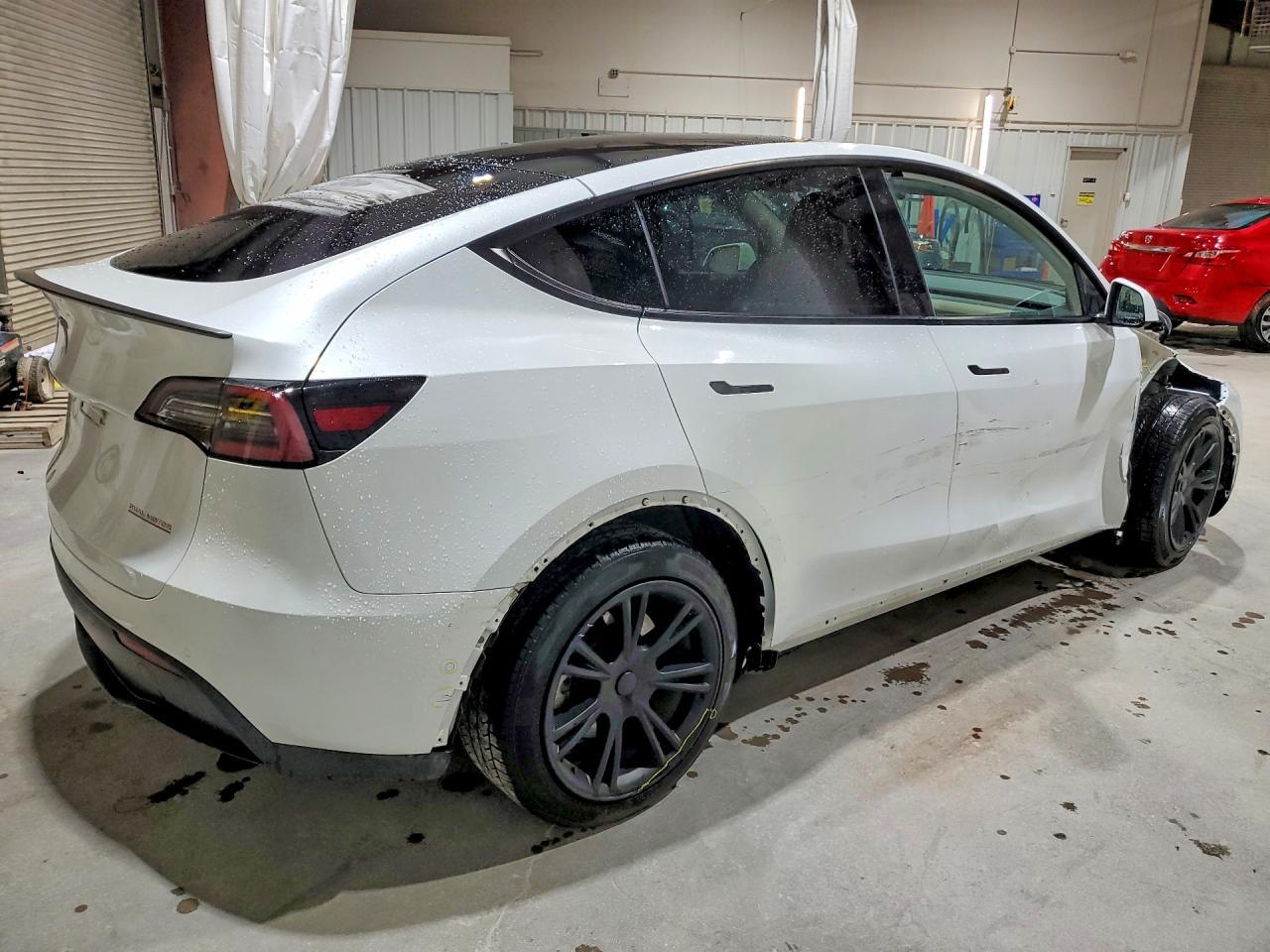 2020 Tesla Model Y - Image 3
