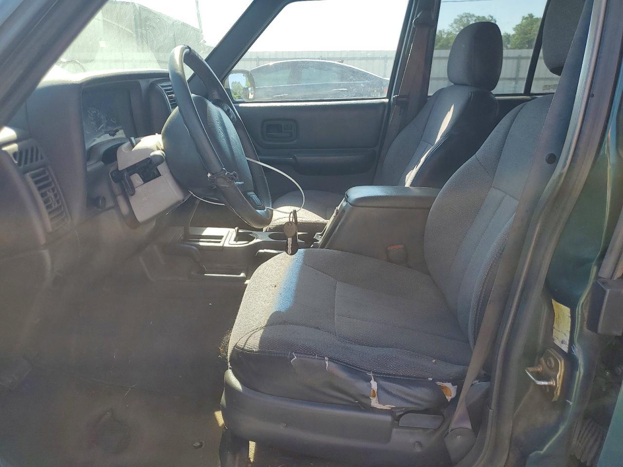 1999 Jeep Cherokee Sport - Image 7