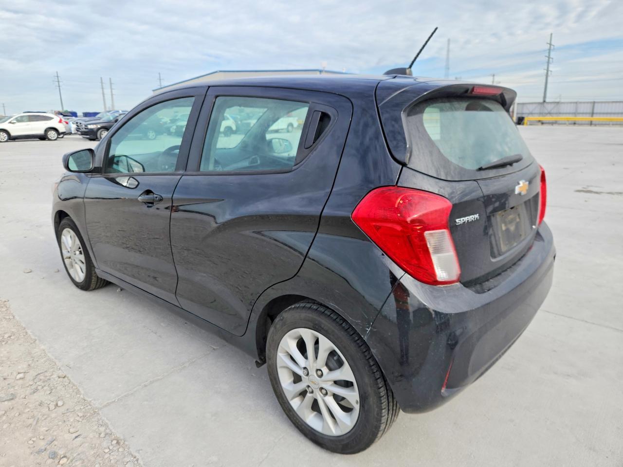 2022 Chevrolet Spark 1Lt - Фото 2