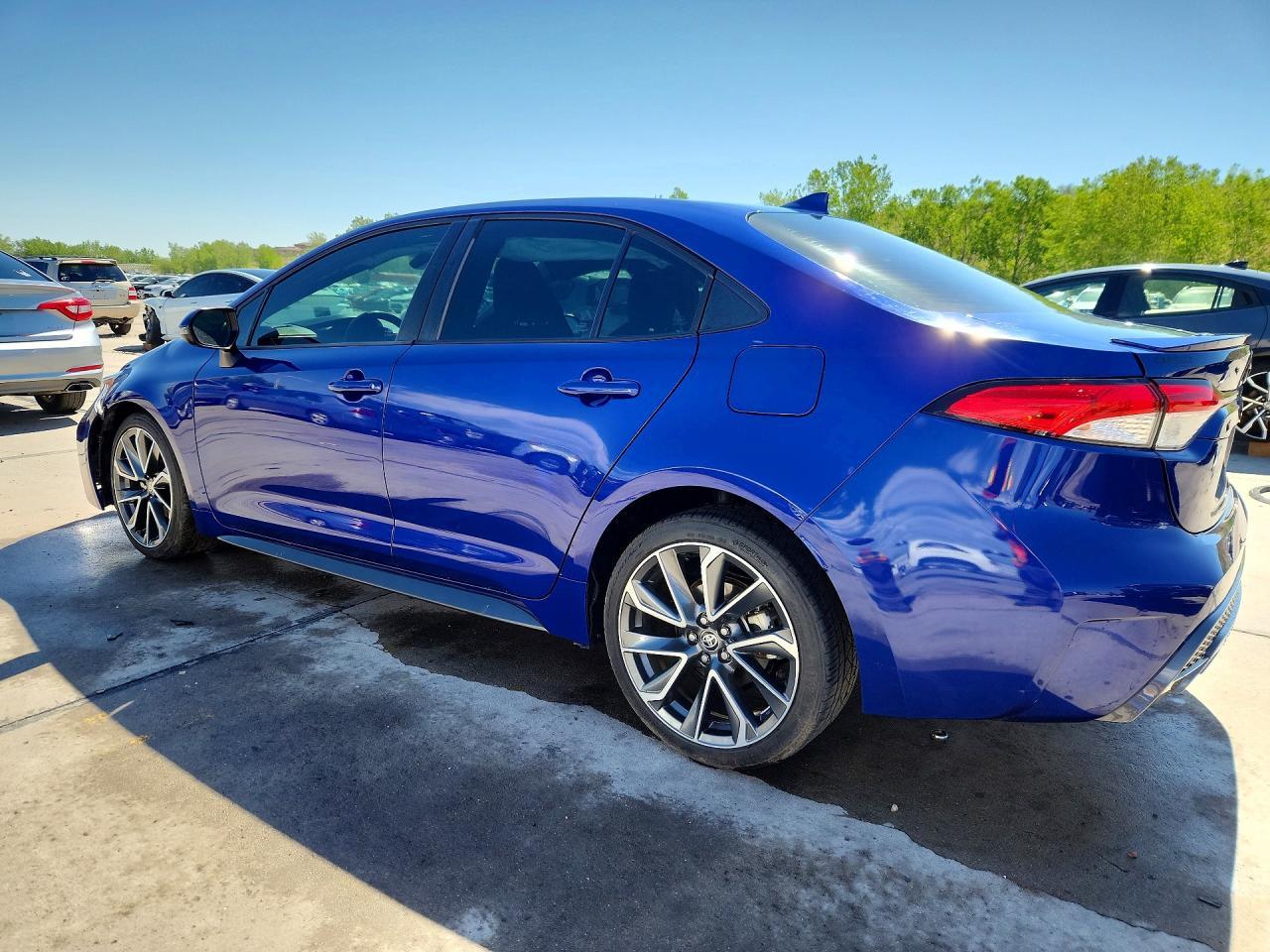 2020 Toyota Corolla Se - Фото 2