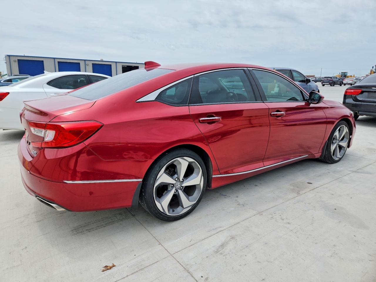 2018 Honda Accord Touring - Image 3